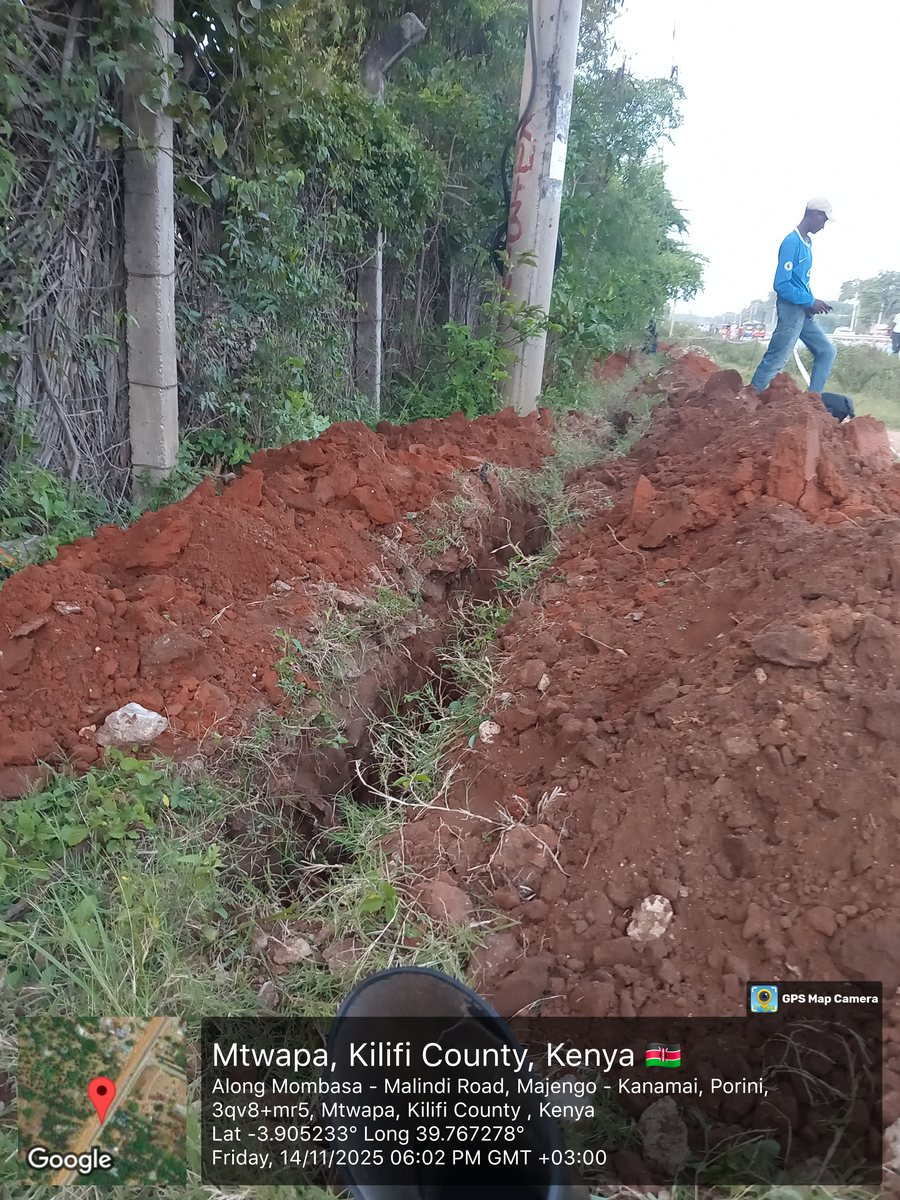 Geofrey optick fiber trenching work 3